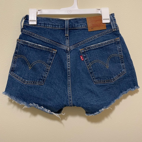 Levi’s Premium 501 High Rise Women’s Short - Picture 6 of 6
